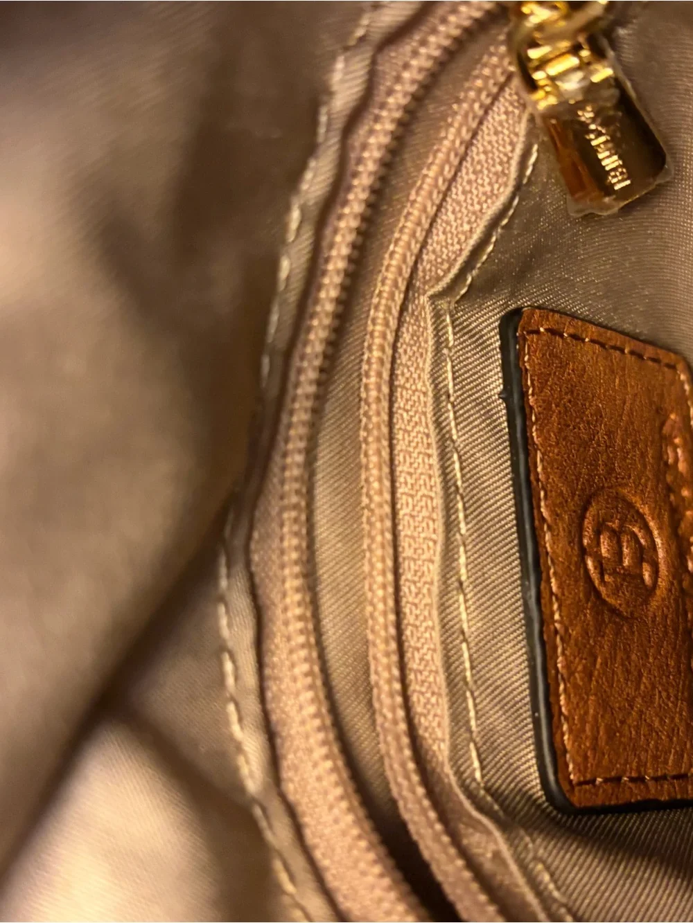 Quilted Tan Crossbody Bag and Wallet Set with Patterned Strap - Unknown Brand